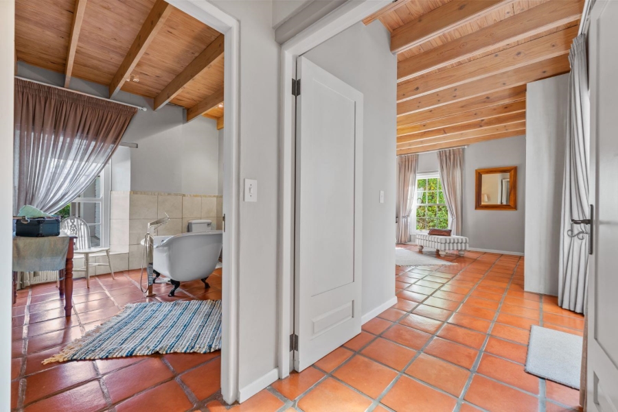 5 Bedroom Property for Sale in Greyton Western Cape
